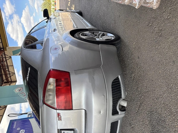 AUDI A4 2002 — imagine 3