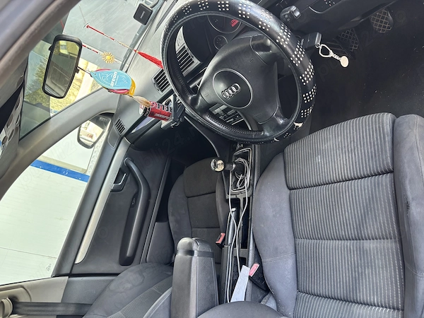 AUDI A4 2002 — imagine 5