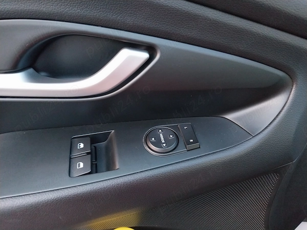 HYUNDAI i30 2019 — imagine 5