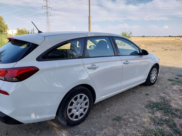 HYUNDAI i30 2019 — imagine 3