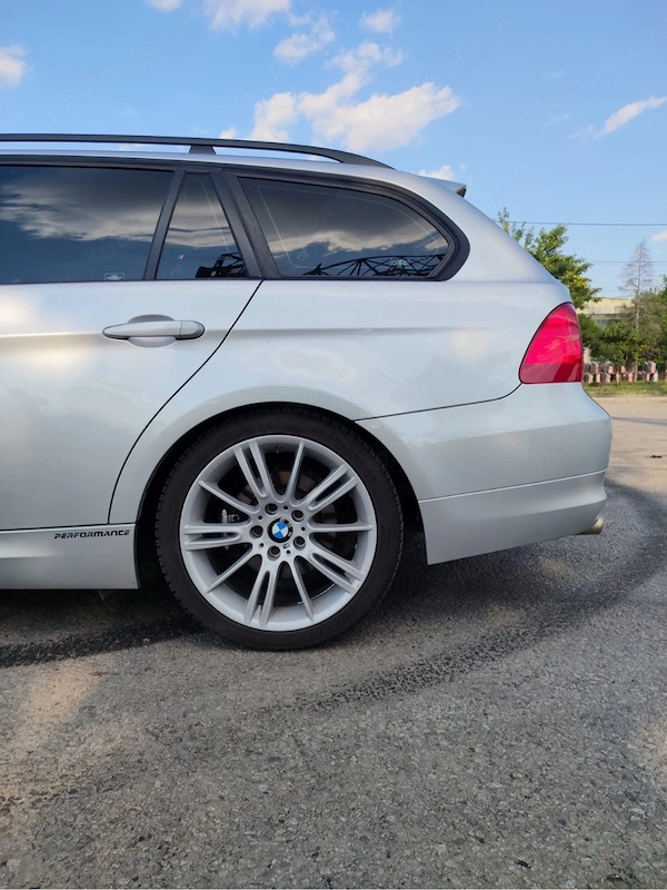 BMW 3 Series 2009 — imagine 5