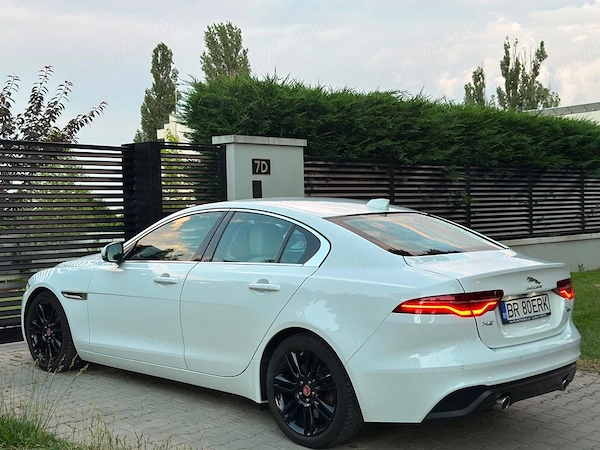 JAGUAR XE 2020 — imagine 2