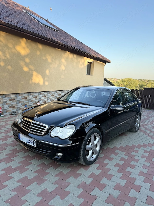 MERCEDES-BENZ E-Class 2004 — imagine 7