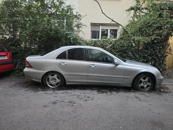 MERCEDES-BENZ C-Class 2003 — imagine 2