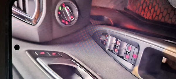 SEAT Leon 2016 — imagine 4