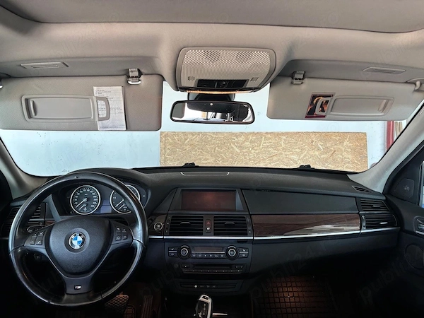 BMW X Series (Generic) 2010 — imagine 2