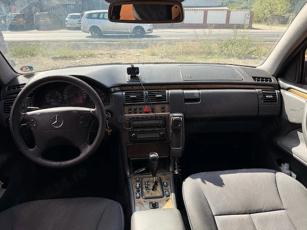 MERCEDES-BENZ E-Class 2001 — imagine 9