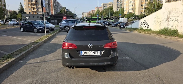 VOLKSWAGEN Passat 2012 — imagine 3
