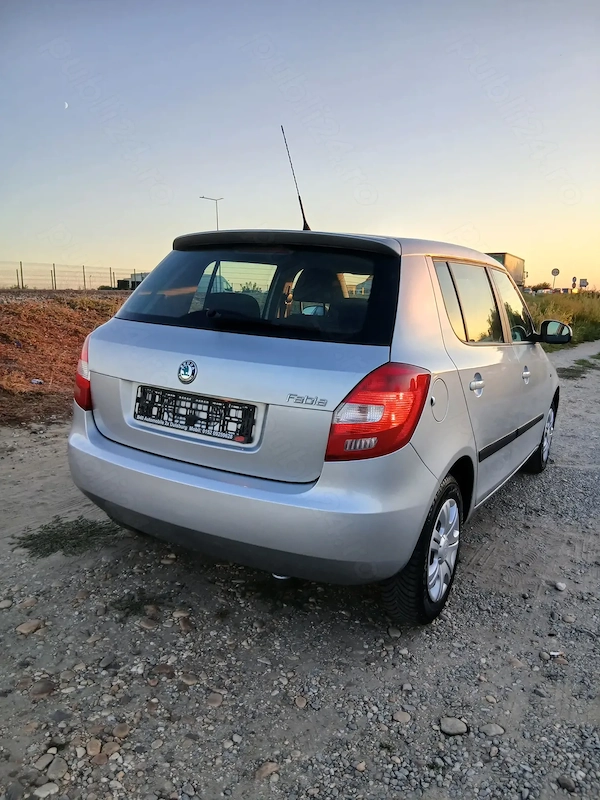 SKODA Fabia 2013 — imagine 2