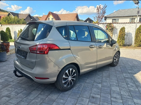 FORD Unknown Model 2014 — imagine 3