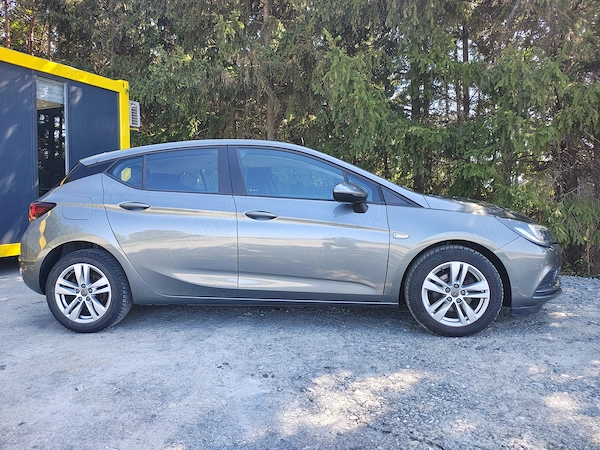 OPEL Astra 2019 — imagine 4