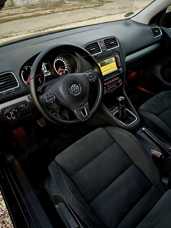 VOLKSWAGEN Golf 2010 — imagine 8