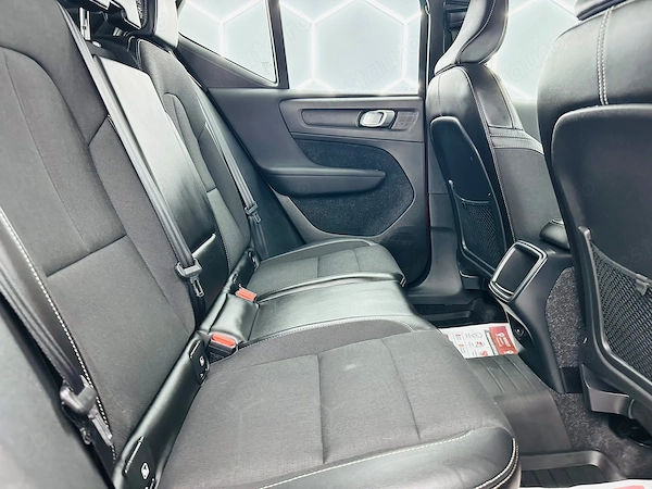 VOLVO XC40 2019 — imagine 7