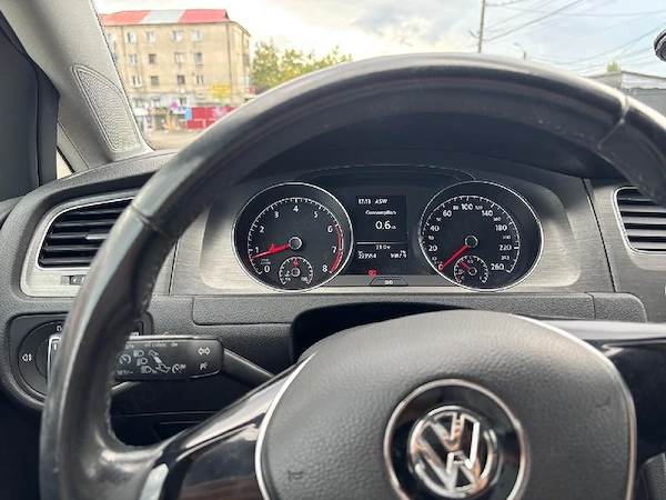 VOLKSWAGEN Golf 2013 — imagine 2