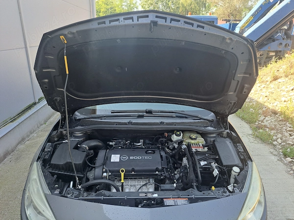 OPEL Astra 2010 — imagine 6