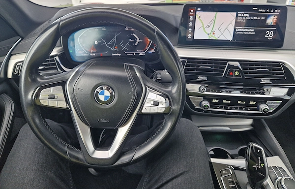 BMW 5 Series 2022 — imagine 7