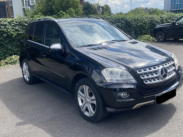 Mercedes-Benz ML 350 4Matic - OCAZIE DE NERATAT!