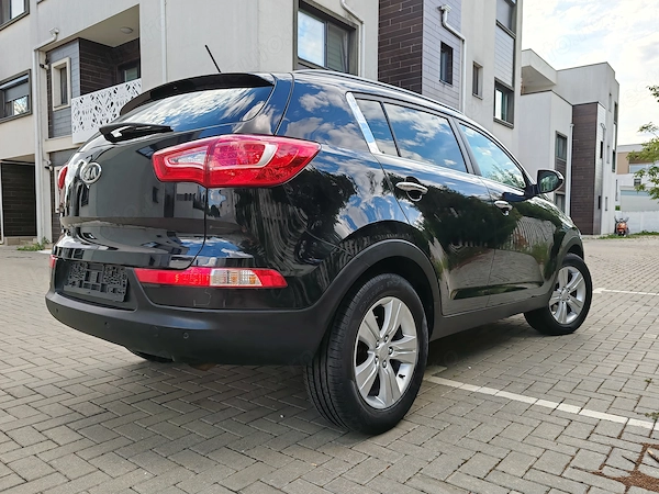 KIA Sportage 2011 — imagine 3