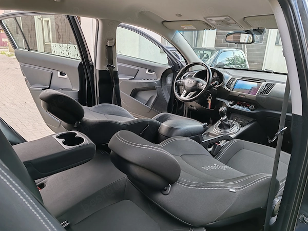 KIA Sportage 2011 — imagine 8