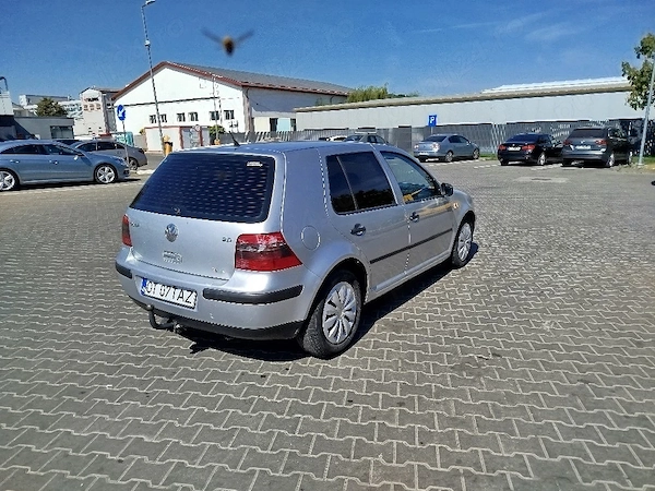 VOLKSWAGEN Golf 2002 — imagine 8