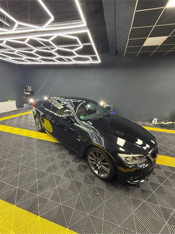 BMW 3 Series 2011 — imagine 10