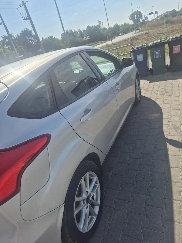 FORD Focus 2015 — imagine 9