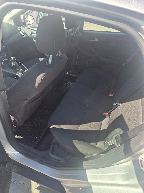 FORD Focus 2015 — imagine 10