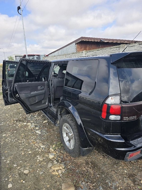 MITSUBISHI Pajero 2006 — imagine 3