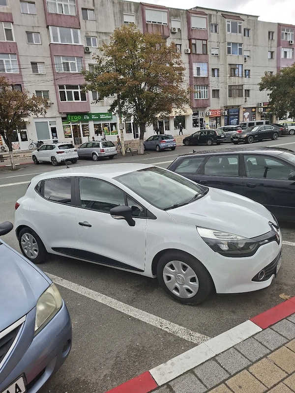 RENAULT Clio 2016 — imagine 8