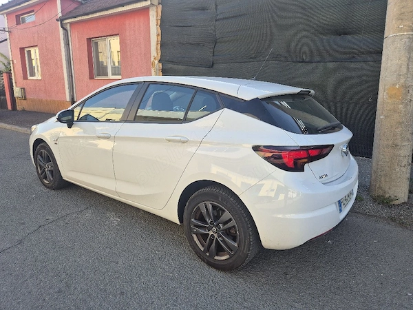 OPEL Astra 2019 — imagine 5