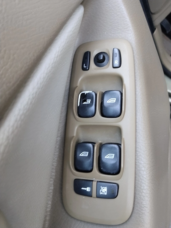VOLVO XC90 2011 — imagine 5