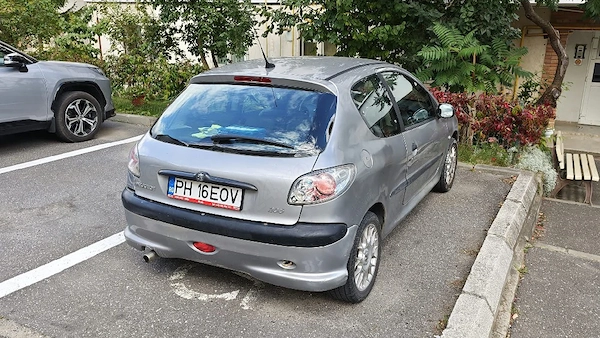 PEUGEOT 206 2002 — imagine 2