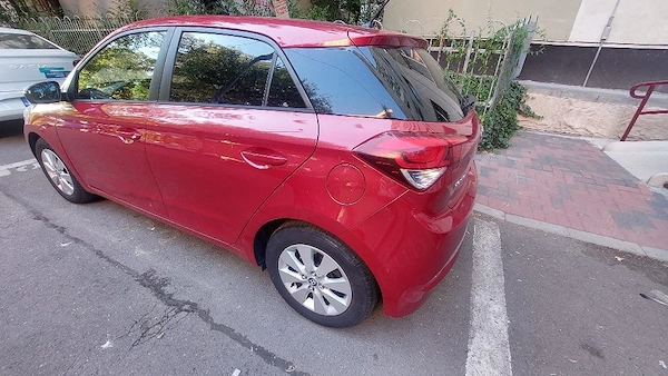 HYUNDAI i20 2017 — imagine 3