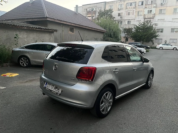 VOLKSWAGEN Polo 2010 — imagine 2