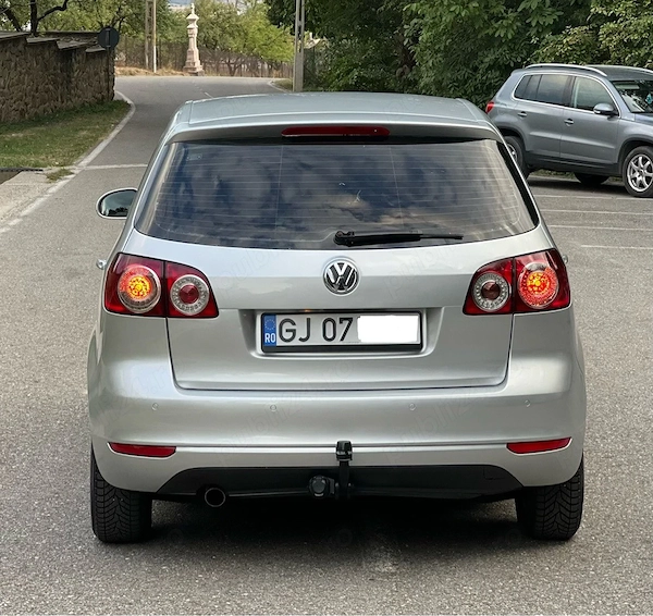 VOLKSWAGEN Golf 2010 — imagine 4