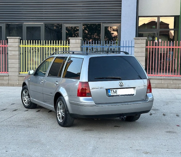 VOLKSWAGEN Golf 2004 — imagine 5
