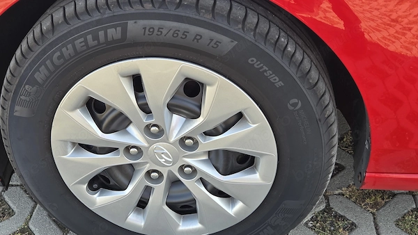 HYUNDAI i30 2021 — imagine 8