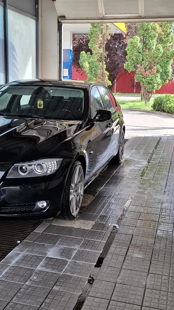 BMW 3 Series 2010 — imagine 2