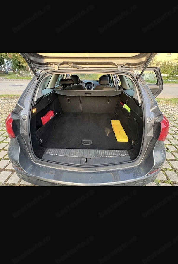 OPEL Astra 2011 — imagine 7