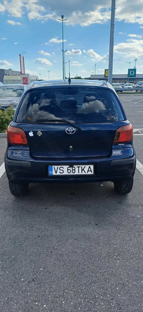 TOYOTA Yaris 2004 — imagine 4