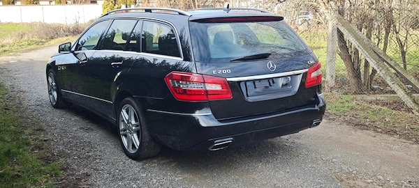 MERCEDES-BENZ E-Class 2010 — imagine 4