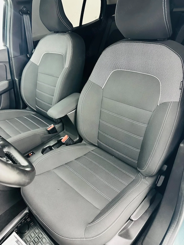 DACIA Logan 2025 — imagine 11