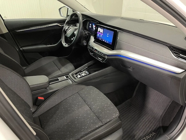SKODA Octavia 2022 — imagine 10