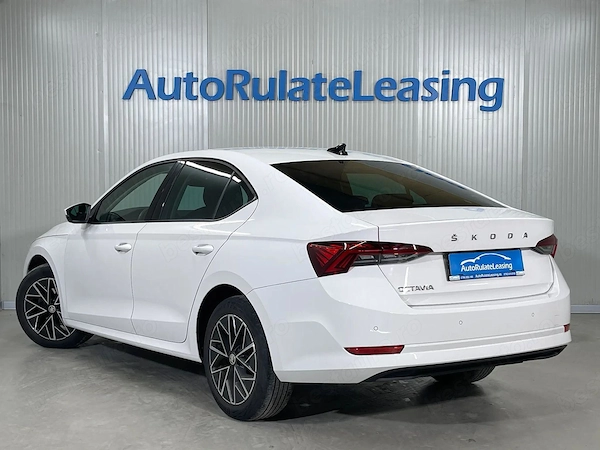 SKODA Octavia 2022 — imagine 4