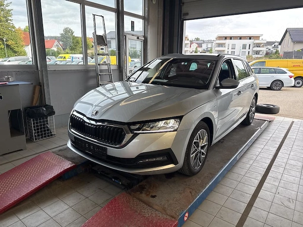 Skoda Octavia 2023 2.0TDI 110kW