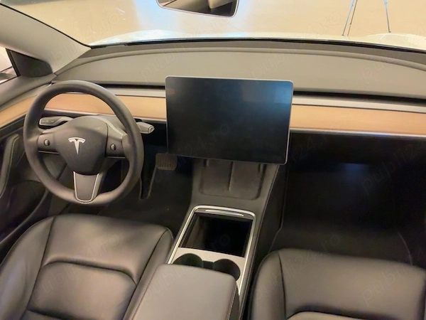 TESLA Model 3 2021 — imagine 7
