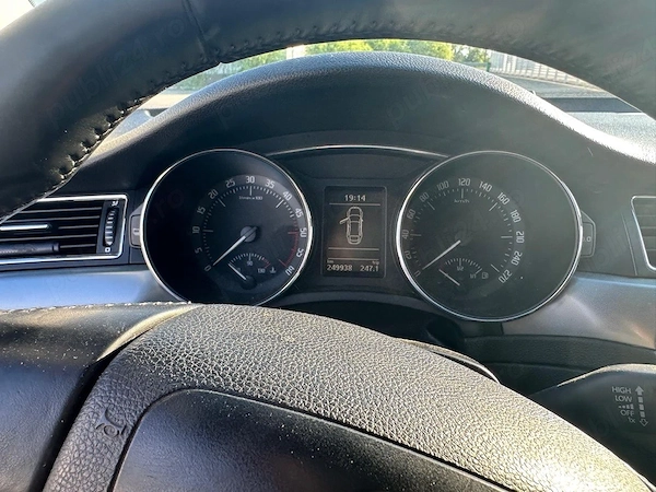 SKODA Superb 2009 — imagine 3