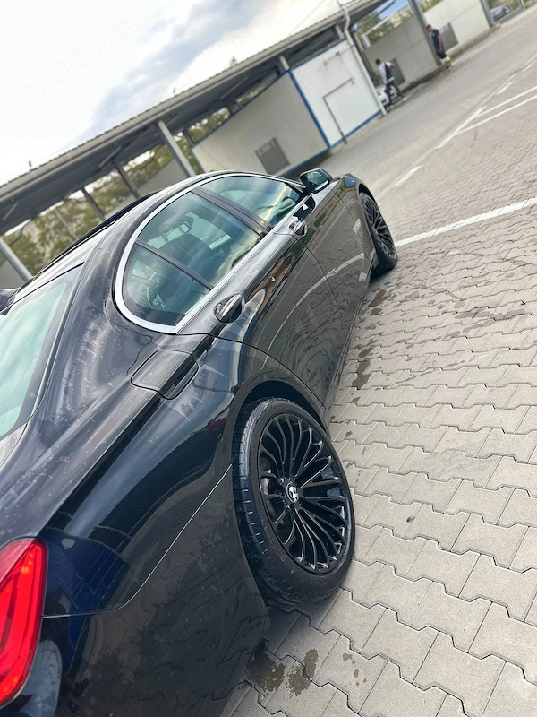 BMW 7 Series 2009 — imagine 4