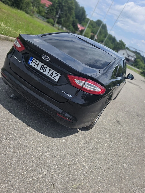FORD Mondeo 2019 — imagine 3