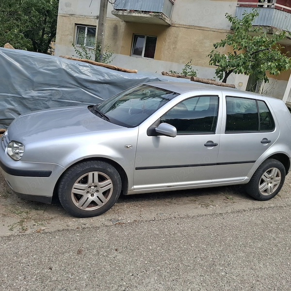 VOLKSWAGEN Golf 2003 — imagine 4